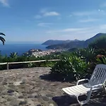 Panorama *