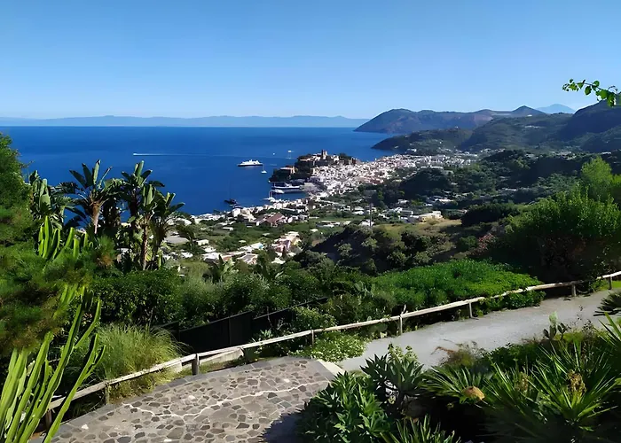 Panorama Apartment *